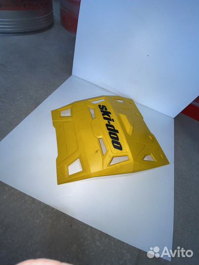 860200688 Брызговик снегохода brp ski doo