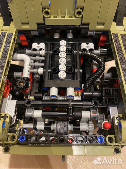 Lego technic 42110 land rover defender