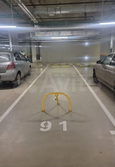 Машиноместо, 27 м²