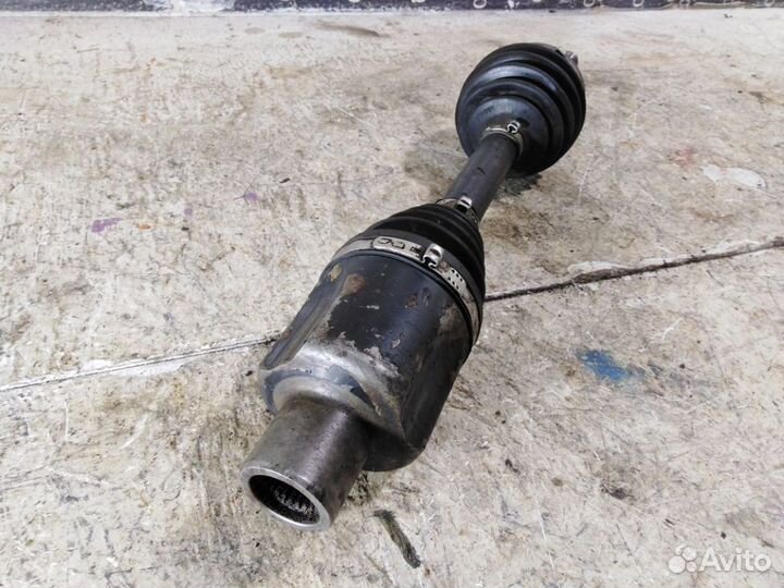 Привод передний правый