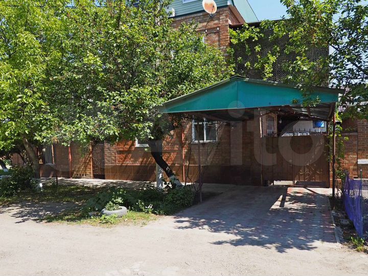 Дом 48 м² на участке 3 сот.