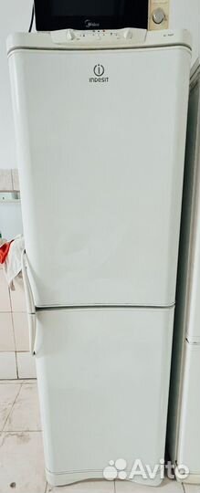 Холодильник indesit
