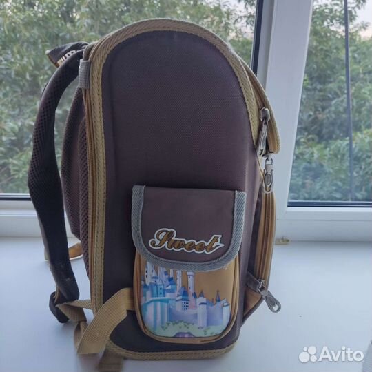 Рюкзак школьный для девочки