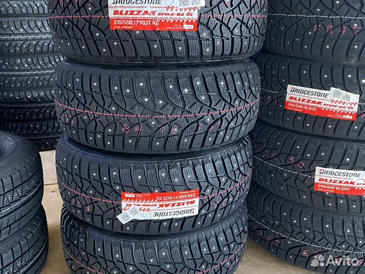 Bridgestone Blizzak Spike-02 SUV 235/55 R17 103T
