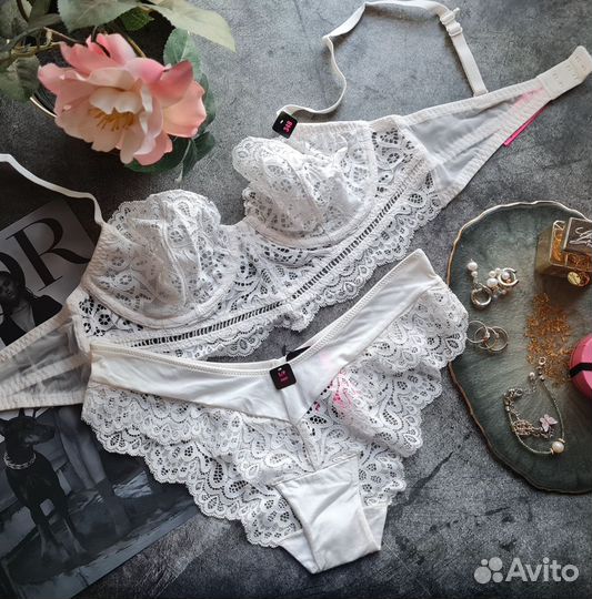 Комплект нижнего белья от 32C-38D La Senza