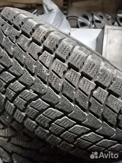 Dunlop Dignos D-01 235/65 R17