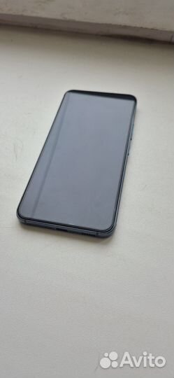 Samsung Galaxy S22, 8/256 ГБ