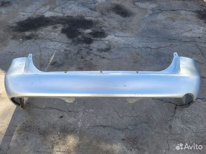 Бампер задний на Mazda MPV