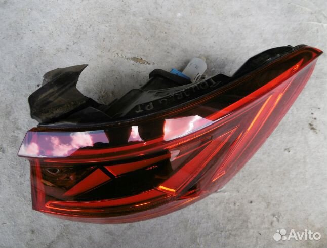 Фонарь задний правый VW touareg III LED matrix EU