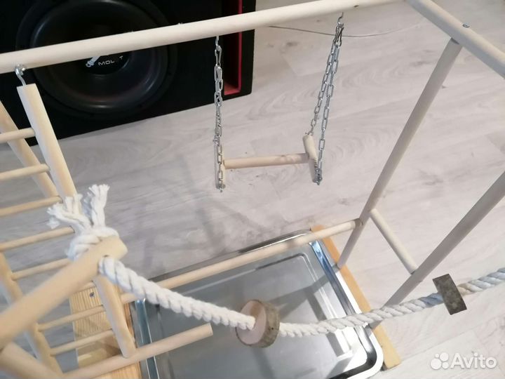 Игровая площадка для попугаев, новая