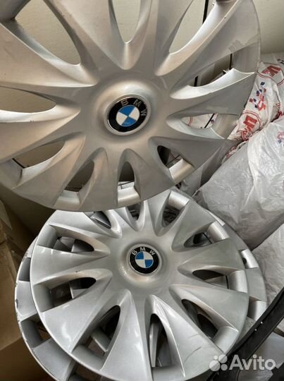 Колпаки оригинальные R16 BMW F20, цена за 4 штуки