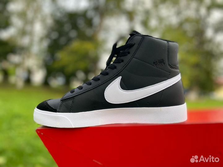 Кроссовки nike blazer