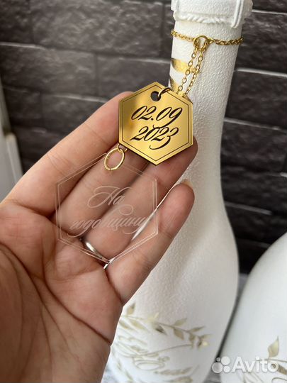 Свадебные аксессуары и бокалы