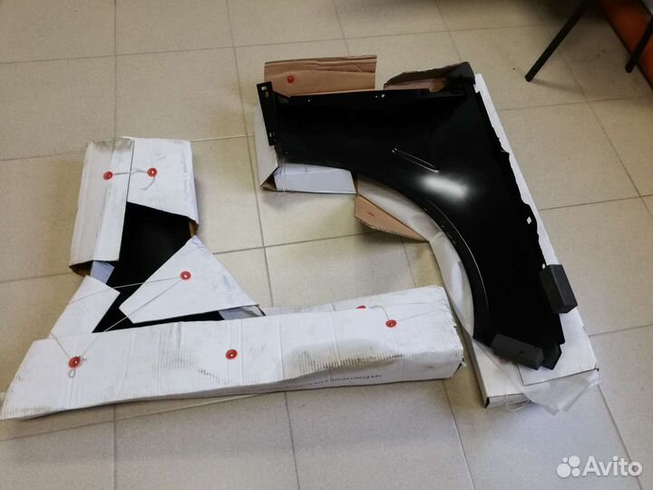 Крыло Mercedes W212 E63 AMG рестайлинг