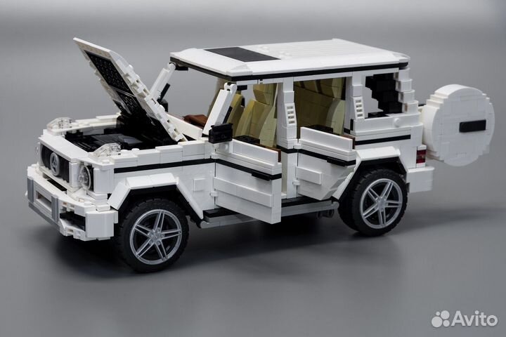 Lego Mercedes-Benz G63 AMG, модель машины 1:16