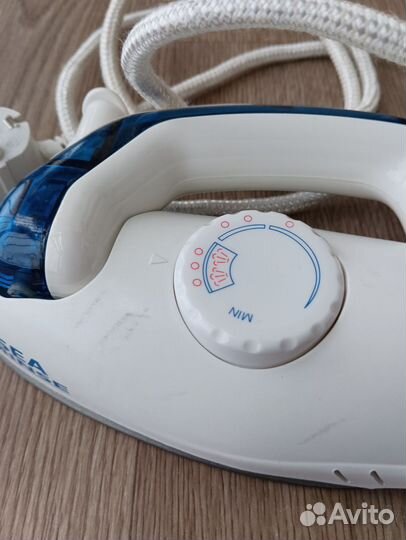 Утюг дорожный