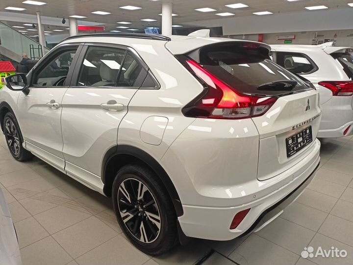 Mitsubishi Eclipse Cross 1.5 CVT, 2022