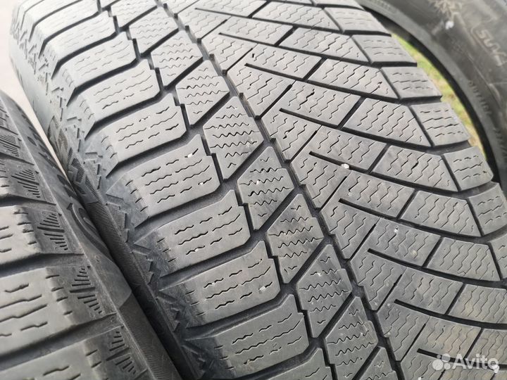 Continental ContiVikingContact 6 235/60 R18