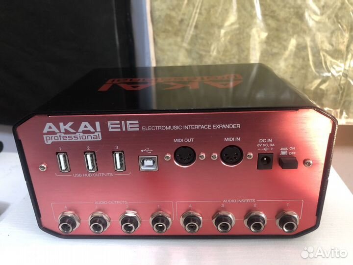 Внешняя звуковая карта USB akai Pro EIE