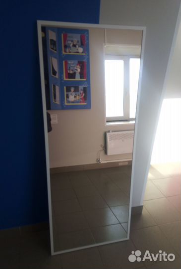 Зеркало в алюминиевой раме