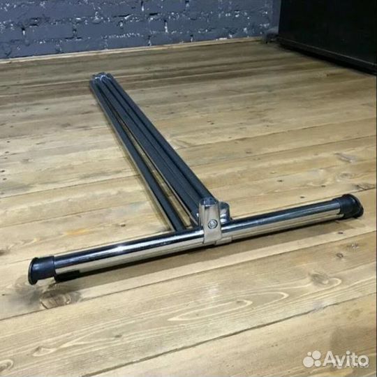 Вешалка напольная для одежды