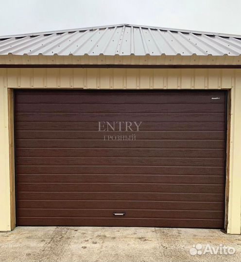 Ворота гаражные секционные