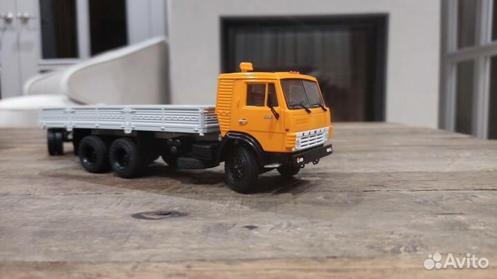 Камаз 53212 с прицепом 1/43