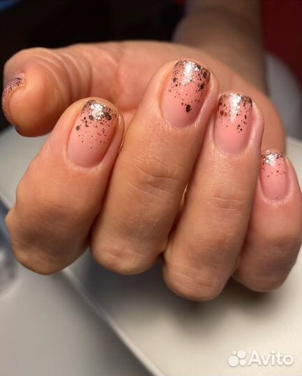 Маникюр на дому