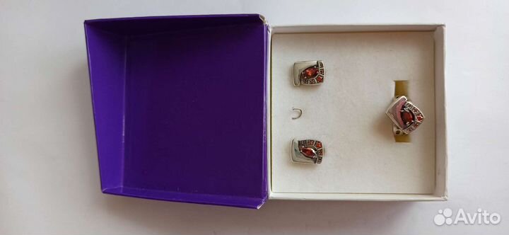 Комплект. Серебро. Гранат