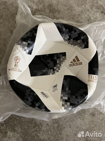 Футбольные мячи adidas telstar 18