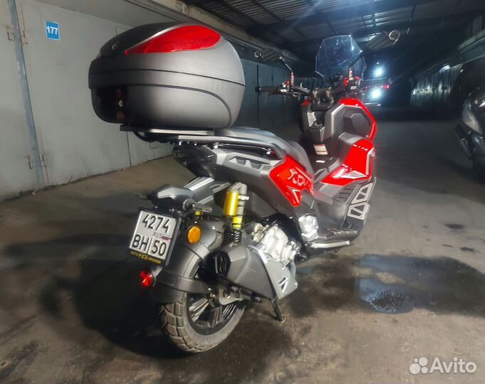 Максискутер Regulmoto XDV 300i