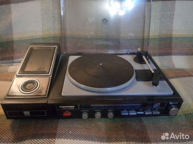 Проигрыватель радиола Илга 301 и Серенада 209 купить в Щелкино | Хобби ...