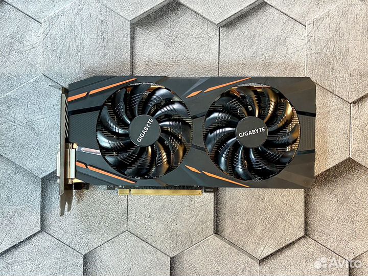 Видеокарта 8 GB gigabyte AMD Radeon RX 580 gaming