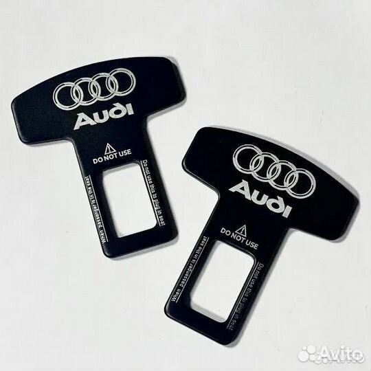 Заглушка для ремня безопасности Audi/Ауди