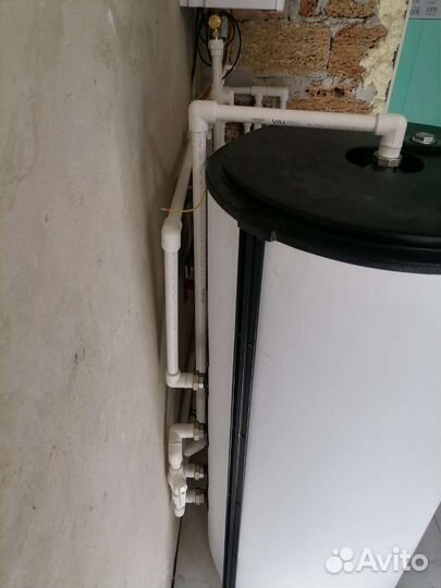 Слесарь сантехник