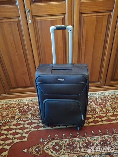 Чемодан бу размер М