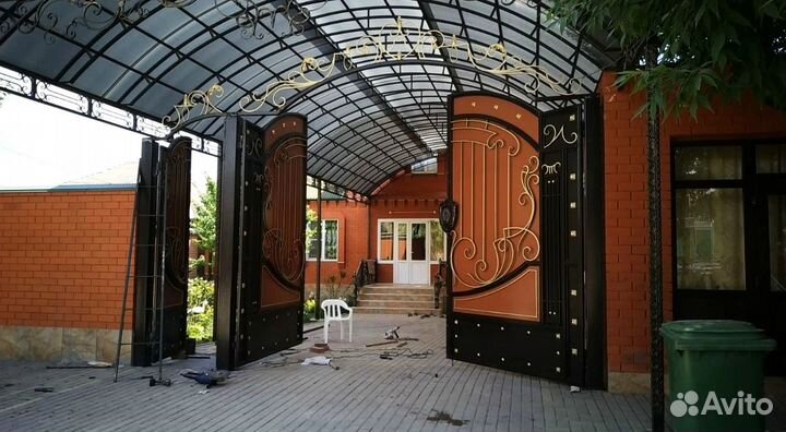 Кованые ворота