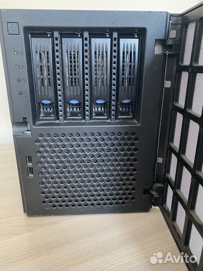 Компьютерный корпус Chenbro SR30169 черный/серый