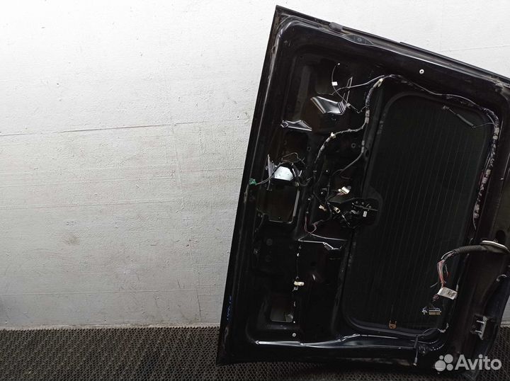 Крышка багажника Cadillac Escalade