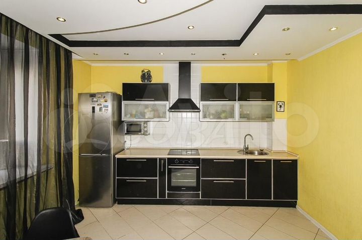 3-к. квартира, 93 м², 4/9 эт.