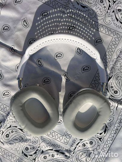 Наушники airpods max