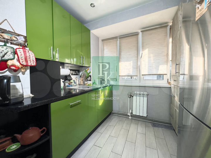 3-к. квартира, 88,2 м², 2/5 эт.