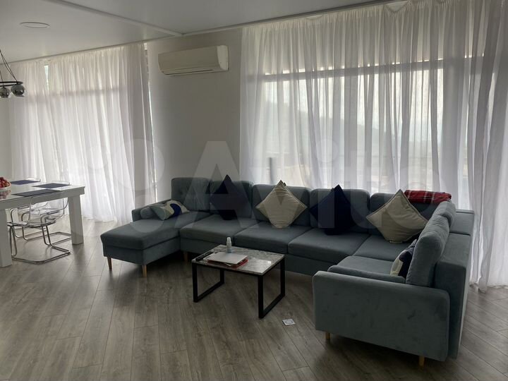 Дом 250 м² на участке 10 сот.