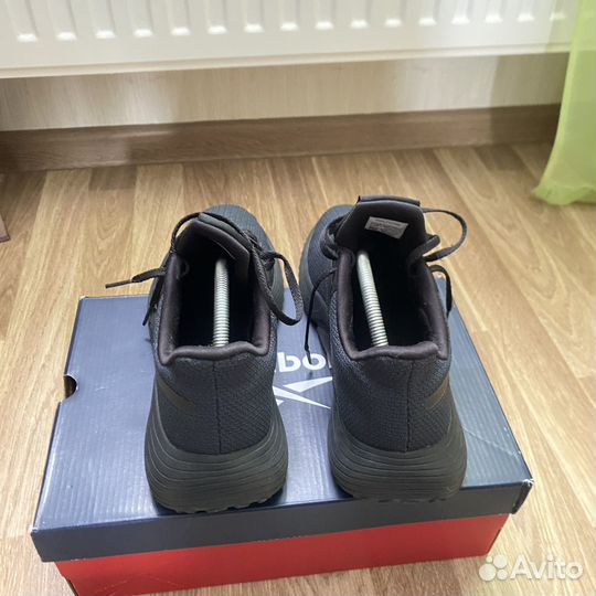 Кроссовки reebok