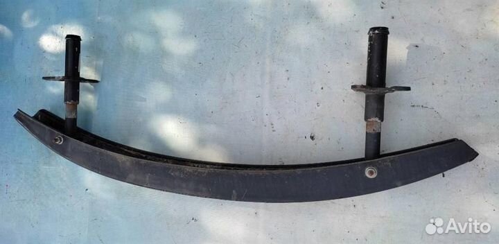 Усилитель бампера переднего 3B0807109A