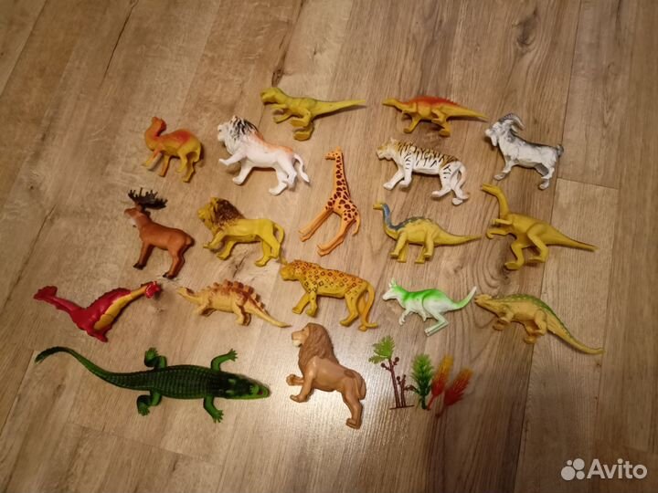 Пакетом развивающие игрушки