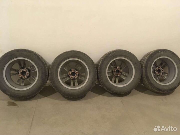 Комплект оригинальных дисков на VW Tiguan