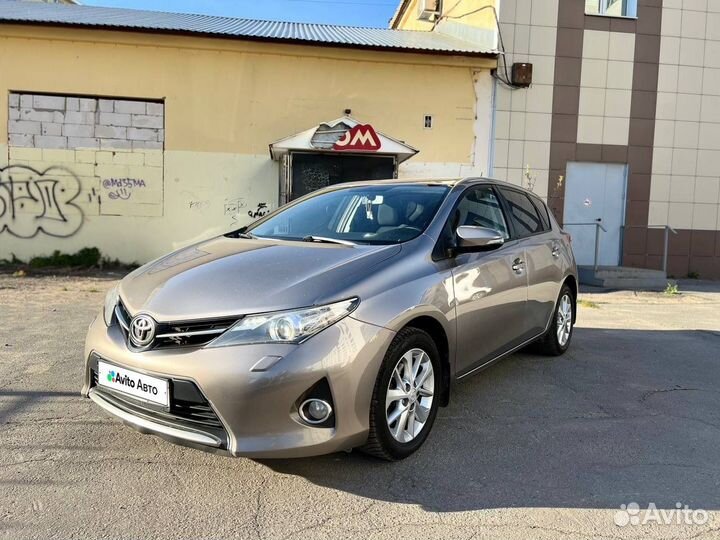 Toyota Auris 1.6 CVT, 2013, 115 000 км