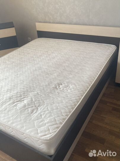 Кровать двуспальная 160х200 бу
