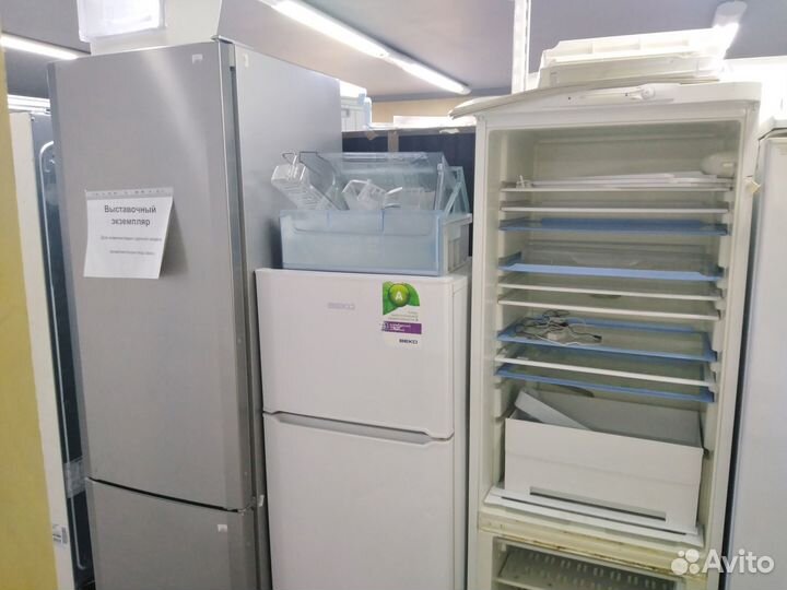 Шредер для холодильника новый